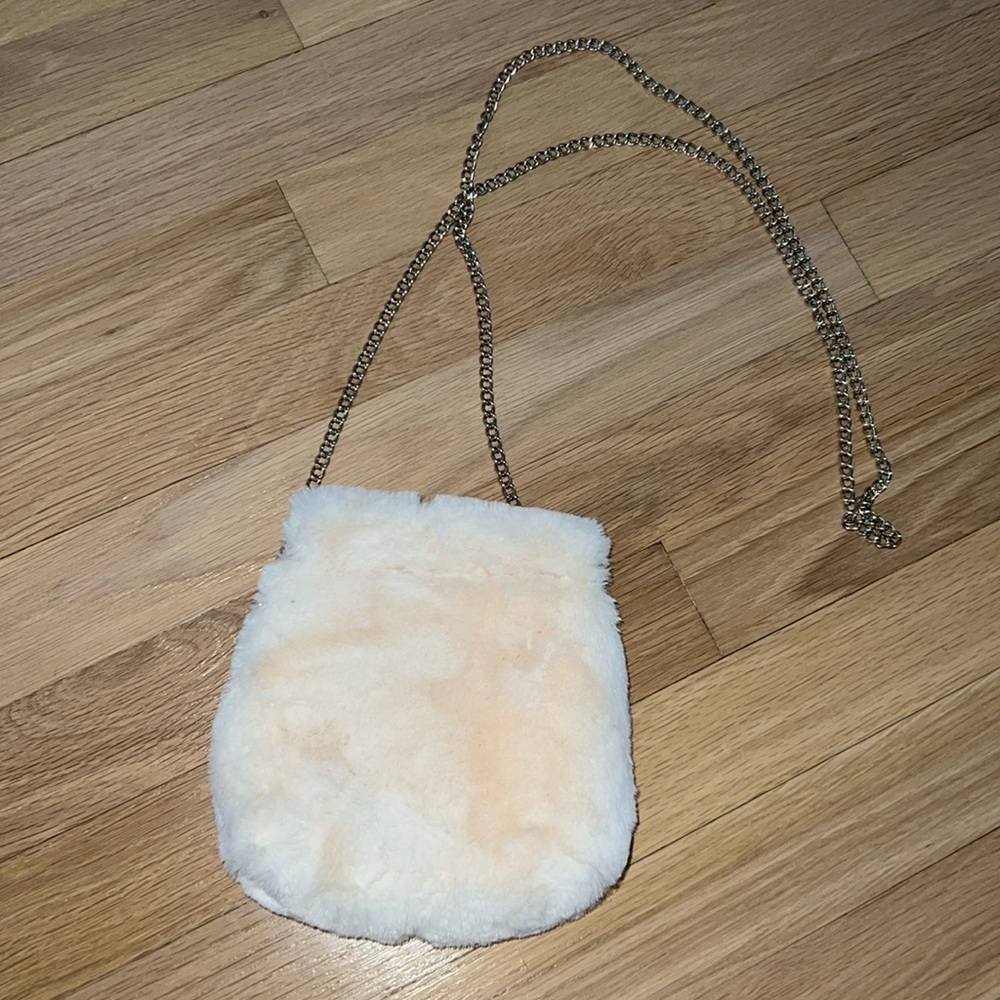 Crossbody small fur pouch